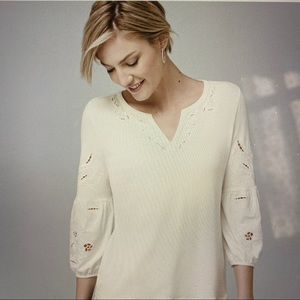 White House Black Market Top Embroidery Ivory WHBM